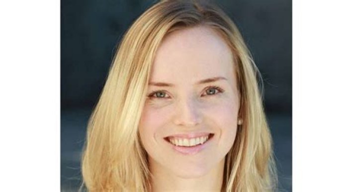 Claire Hosterman Bio, Age, Height, Career, Boyfriend, Net Worth