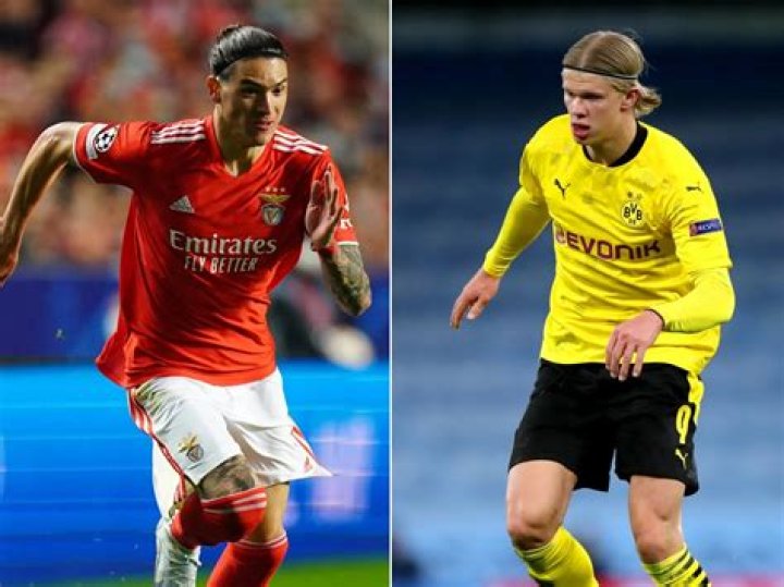 Comparing Darwin Nunez's 202122 stats to Liverpool's current forwards