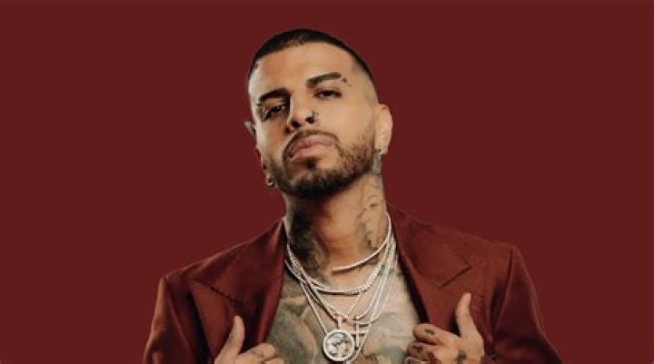 Complete detail about Rauw Alejandro height, weight, biography, and