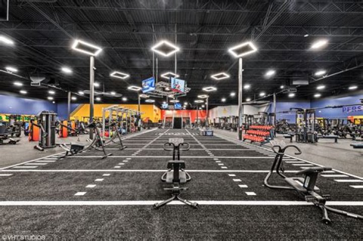 Crunch Fitness Remodeling Design Development Architects, North