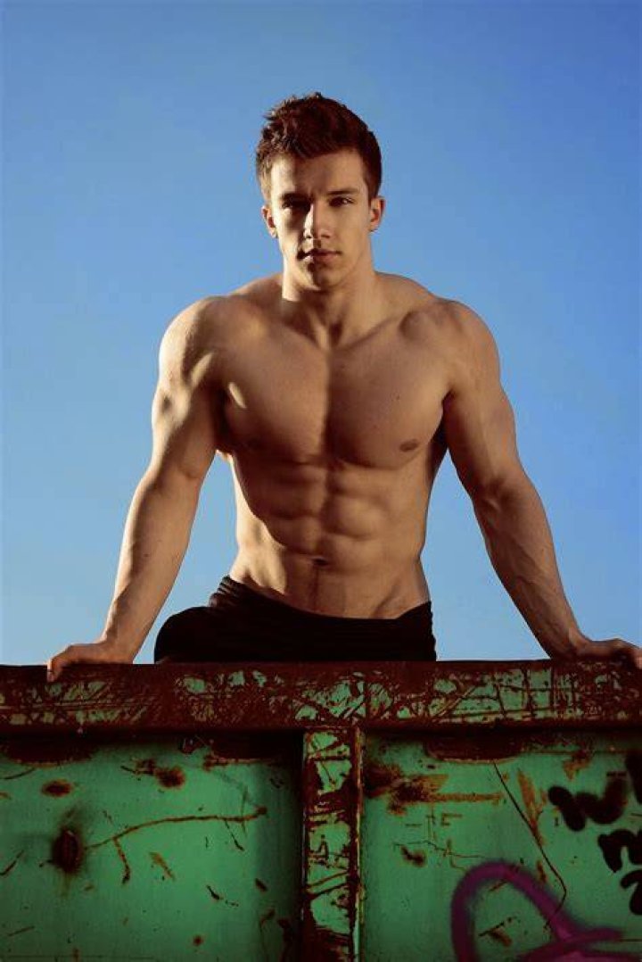 Daily Bodybuilding Motivation MODELO RUSTY STEVENS (II)