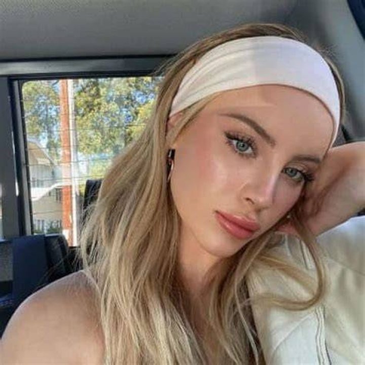 Daisy Keech (daisykeech) • Fotos y videos de Instagram Khloe