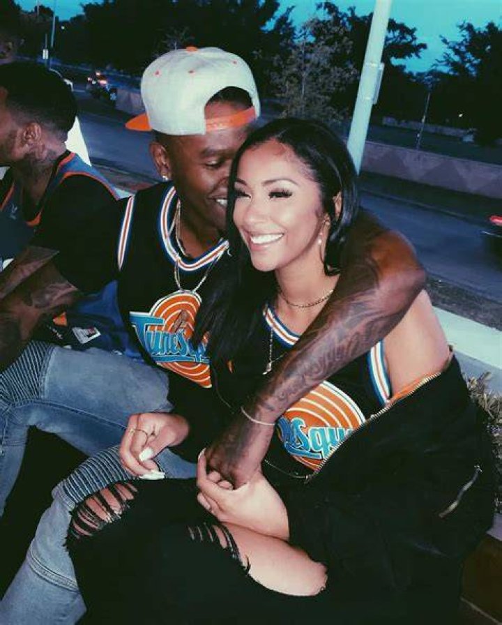 Daniel Gibson 2023 Girlfriend, net worth, tattoos, smoking & body