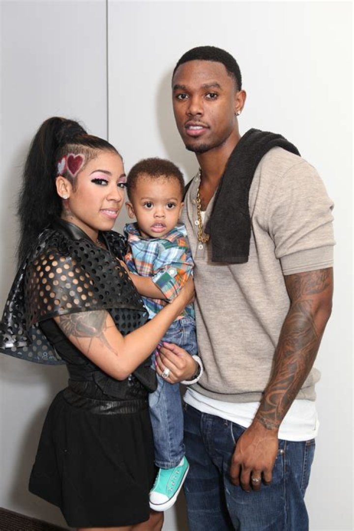 Daniel Gibson shares picture with new girlfriend looking stunning in