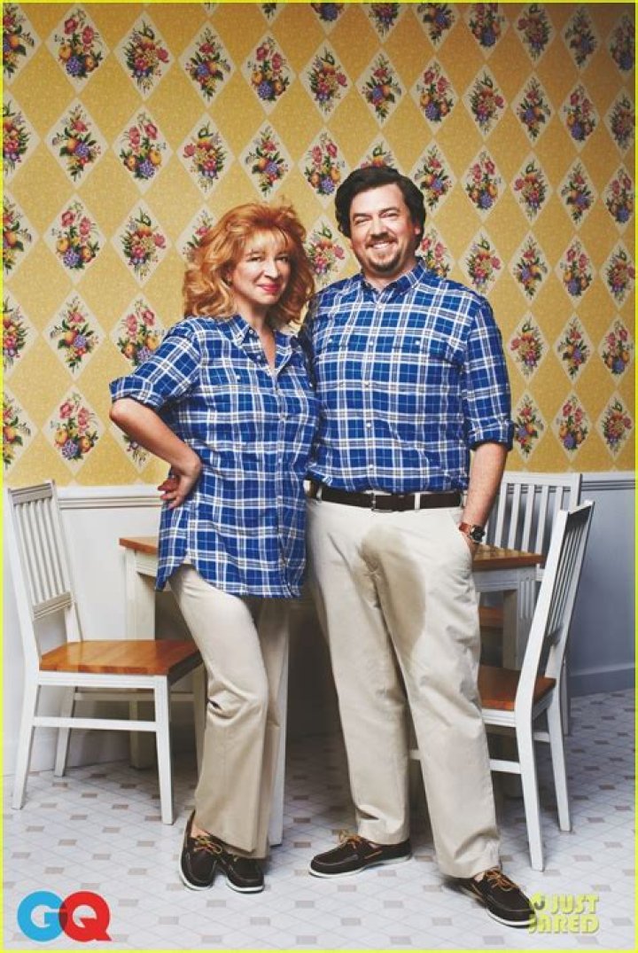 Danny McBride and Maya Rudolph Awkward Family Photos for GQ 2013