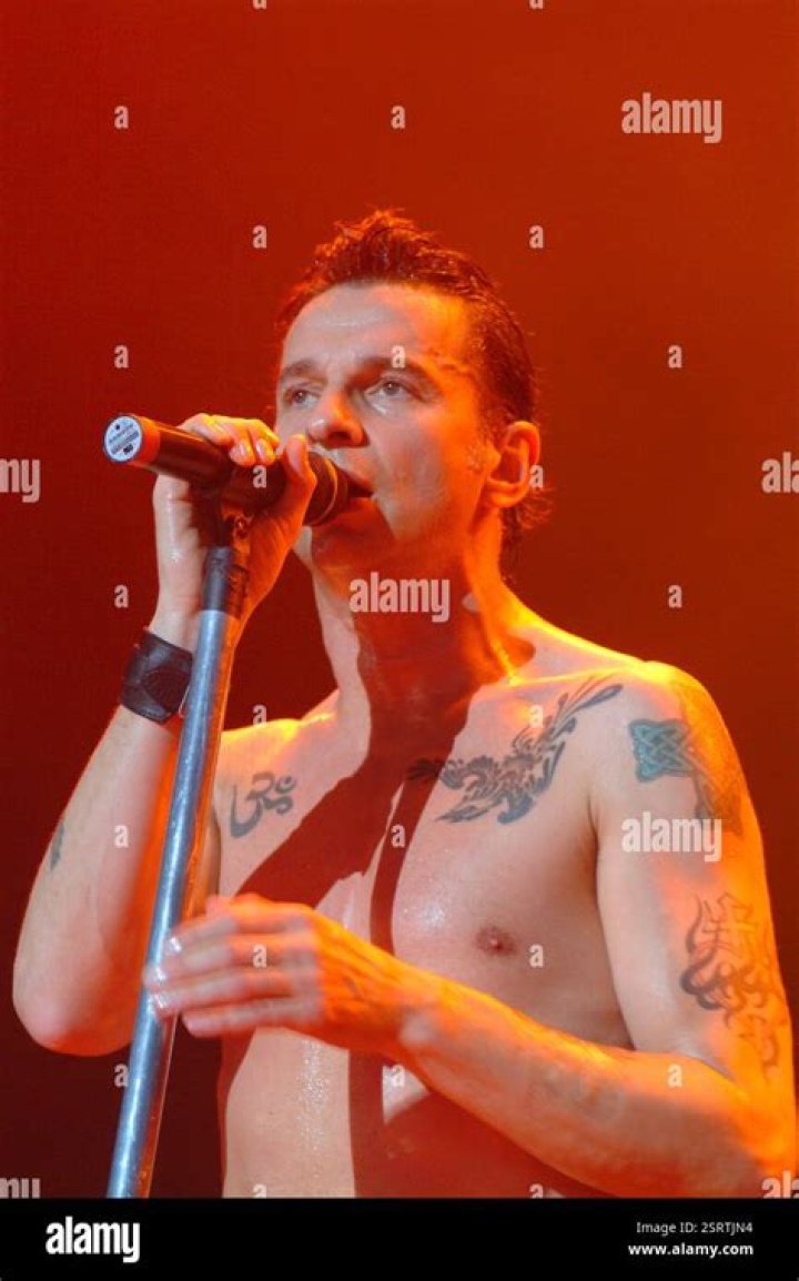 Dave Gahan (L), singer of British electro band Depeche Mode, and his