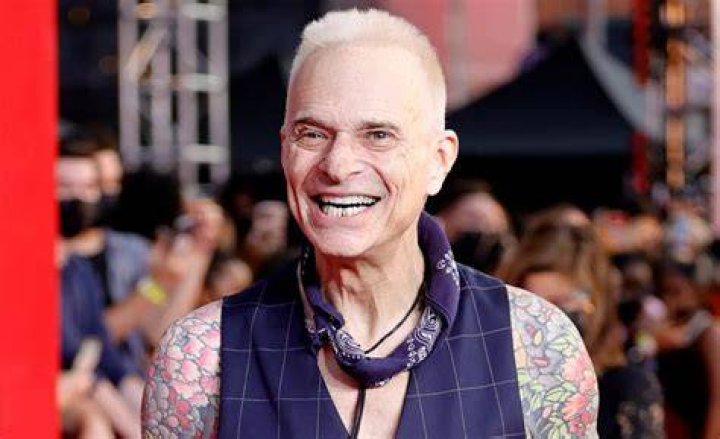 Dave Lee- Net Worth, Age, Ethnicity, Wife, Height, Career