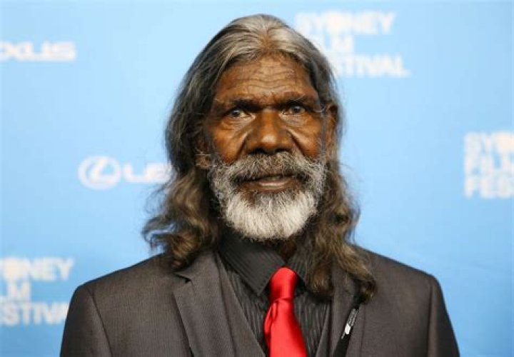 David Gulpilil as Neville Bell Crocodile dundee, Dundee, Australian