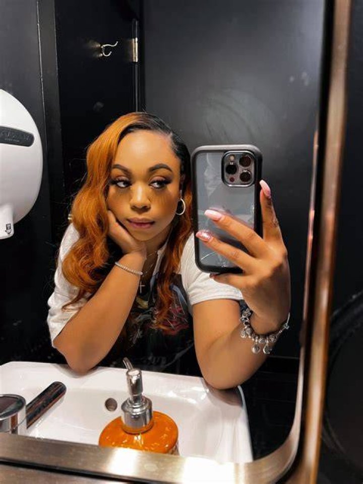 Dee Dee Davis OnlyFans Leaked: Controversy Surrounds The Popular Social Media Platform