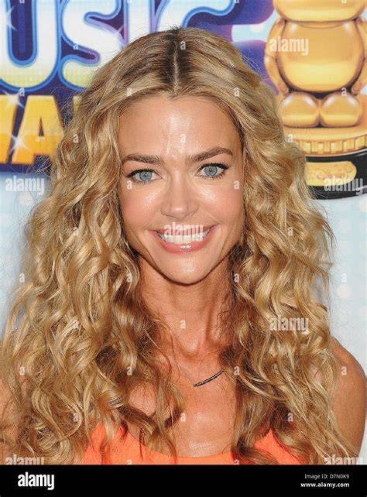 Denise Richards' Daughter Sami Sheen Exposes Chest On OnlyFans