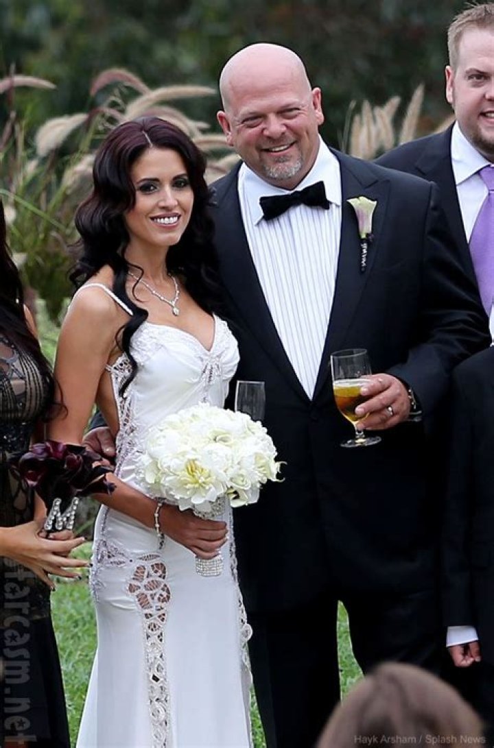 Did Deanna Burditt Marry Rick Harrison Because Of His Money?