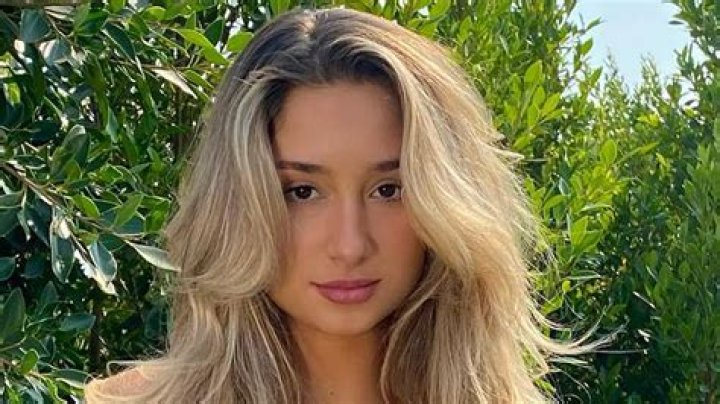 Dillon Danis&rsquo; girlfriend Savannah Montano slams Jake Paul cheating