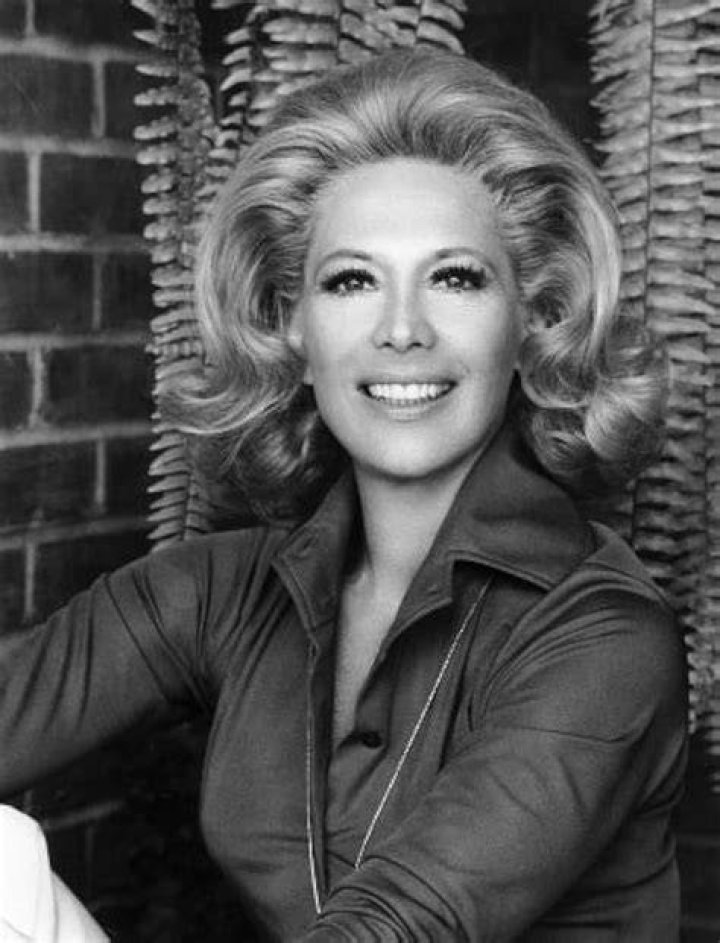 Dinah Shore Net Worth at Death, Date, Place and Cause of Death, Family, etc