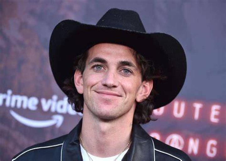 Discover The Untold Secrets Behind Alex Fine's Net Worth