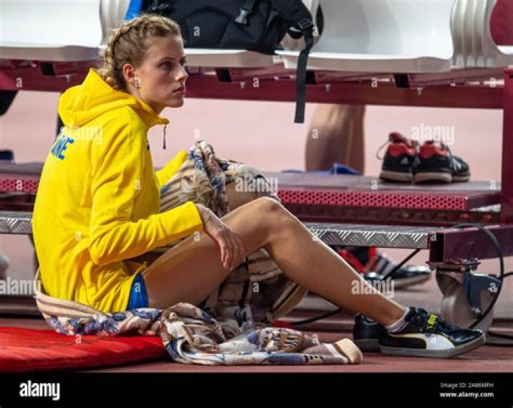 DOHA QATAR 30 SEPT Yaroslava Mahuchikh d'Ukraine en comp&eacute;tition