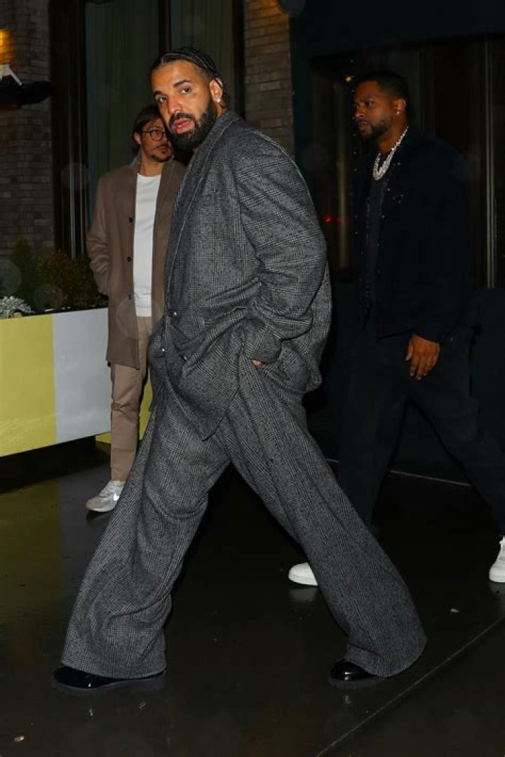 Drake Outfits The Best Outfits of All Time Sportal World Sports News