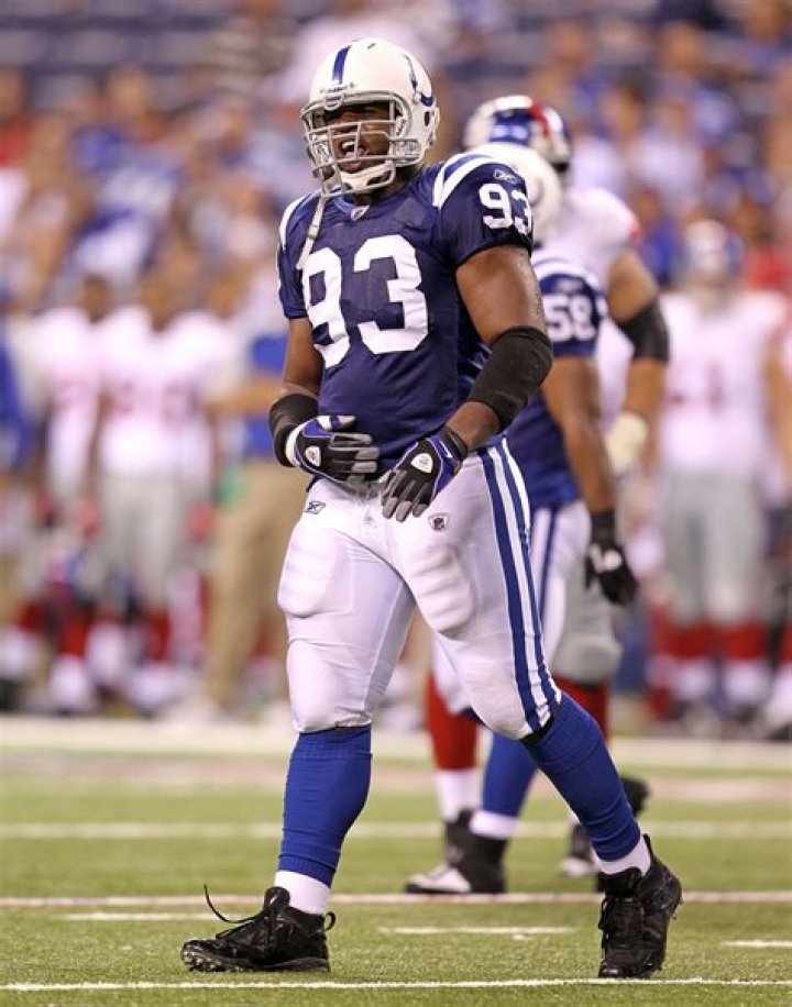 Dwight Freeney Net Worth May 2023, Salary, Age, Siblings, Bio, Family