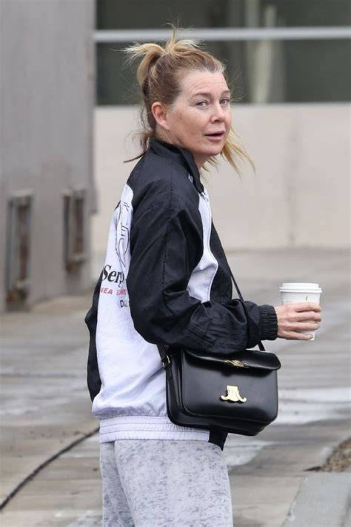 Ellen Pompeo Out For a Morning Hike With Her Husband in Los Feliz 06