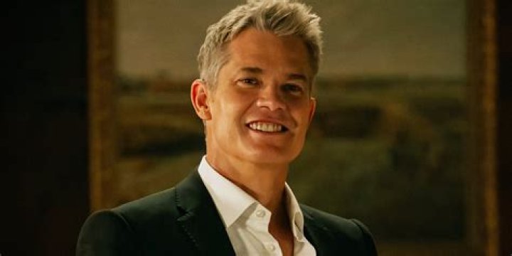 Episode 236 Timothy Olyphant, Rosanne Cash, and Carl Hiaasen&rsquo;s Pizza