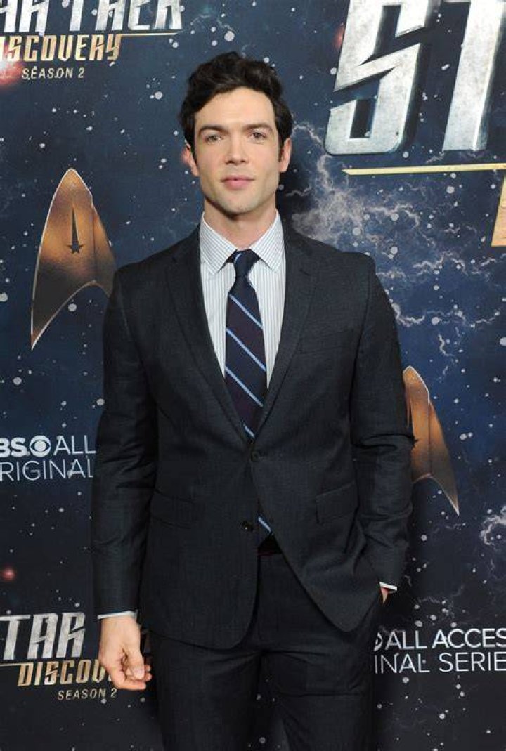 Ethan Peck Career as an American actor, Birthday Wiki, Age, Bio