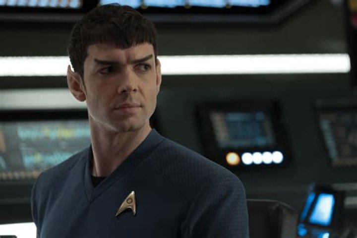 Ethan Peck's Instagram, Twitter & Facebook on IDCrawl