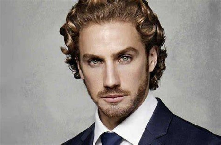 Eugenio Siller on Twitter "&ldquo; I WOKE UP LIKE THIS &ldquo; literally 🤪