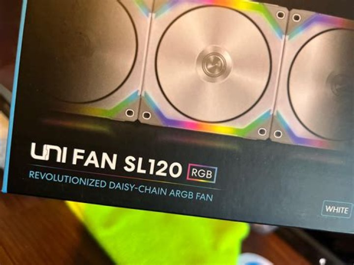 Fan Showing Up Early at Concert Gets New Song Airdropped in Wholesome Clip