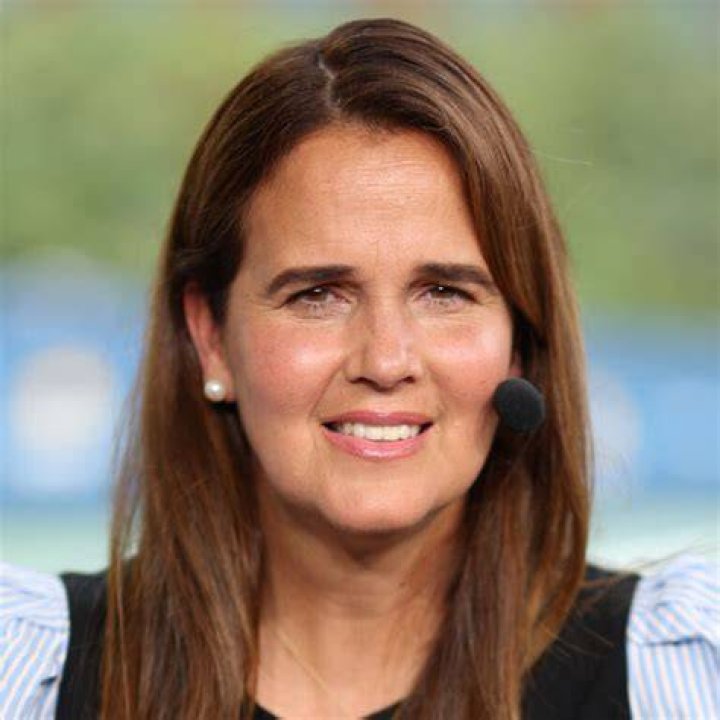 FCBA HISTORY / Mary Joe Fernandez