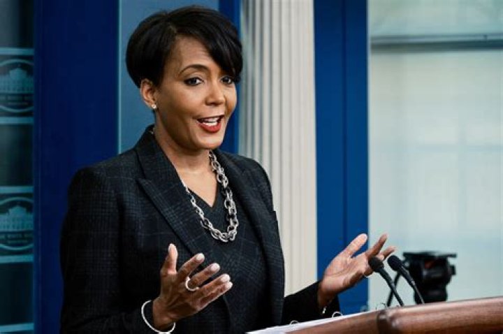 Former Atlanta mayor convicted of tax evasion