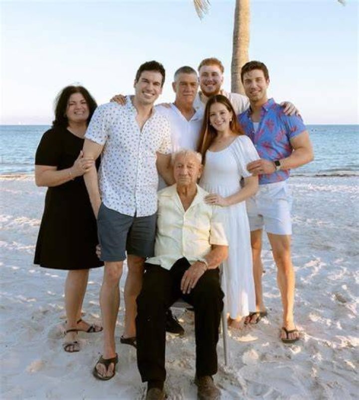 Gio Benitez Parents Who Are Javier Benitez And Lourdes?