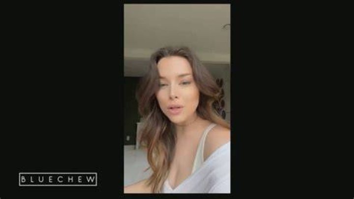Girl from TikTok BlueChew ad. Name? r/WhoIsSheNSFW