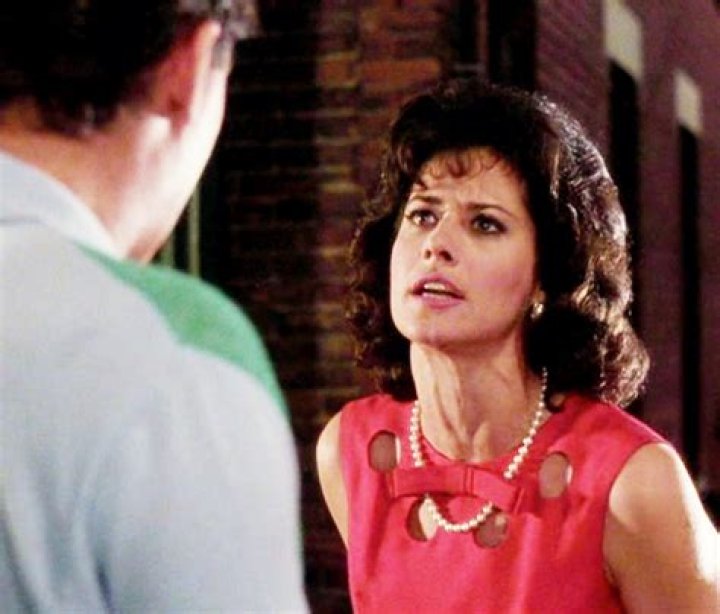 Goodfellas Karen Hill at her Beach Club GangsterMovie GangsterFlick