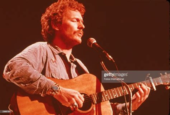 Gordon Lightfoot's Children How Many Children Does He Have? Dicy Trends