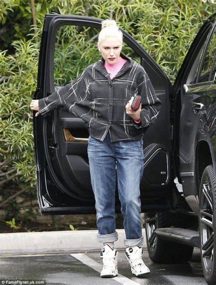 Gwen Stefani Walks Away the Winner in Divorce Settlement With Gavin