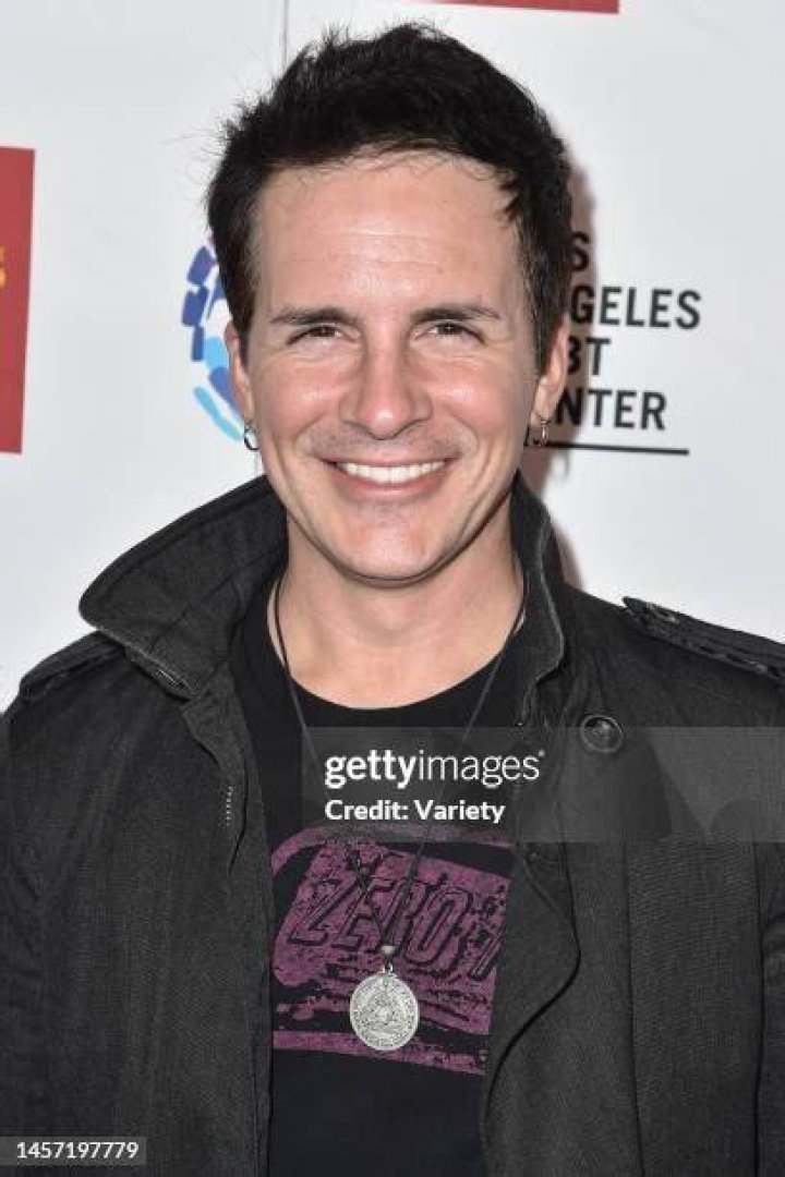 Hal Sparks Picture 23 2015 Radio Disney Music Awards Arrivals