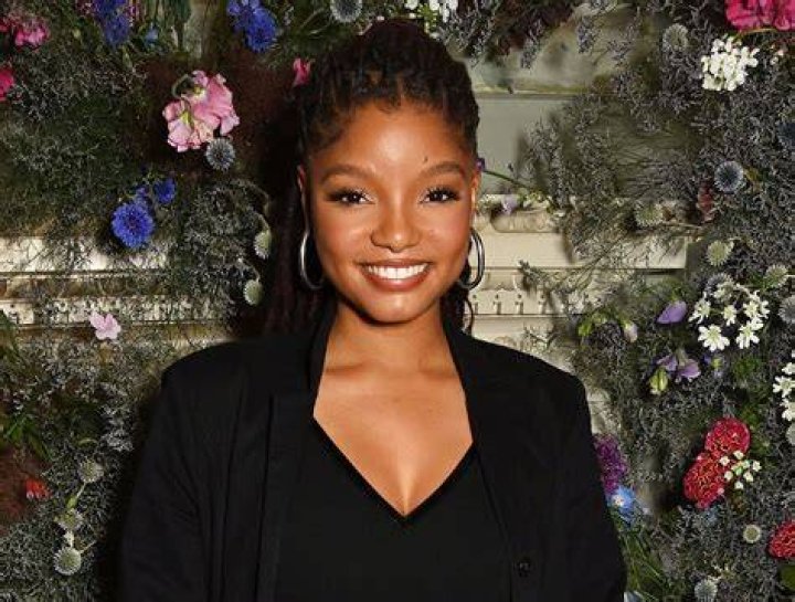 Halle Bailey Biography Facts, Childhood, Family Life & Achievements