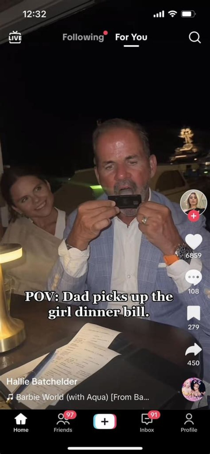 Hallie Batchelder dad r/NYCinfluencersnark