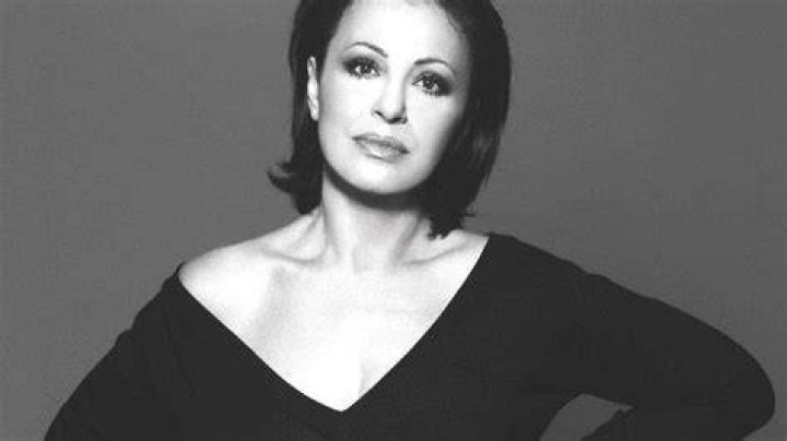 Haris Alexiou met her exhusband and his partner Greek City Times