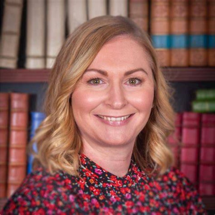 Hayley Davies LinkedIn