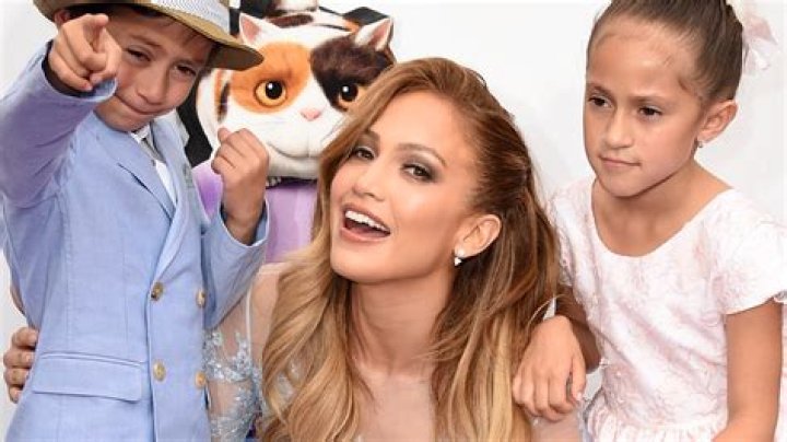 How Many Kids Does Lopez Have? POPSUGAR Celebrity UK