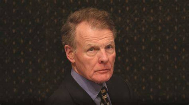 How Michael Madigan Maintains His Grip on Power Center for Illinois