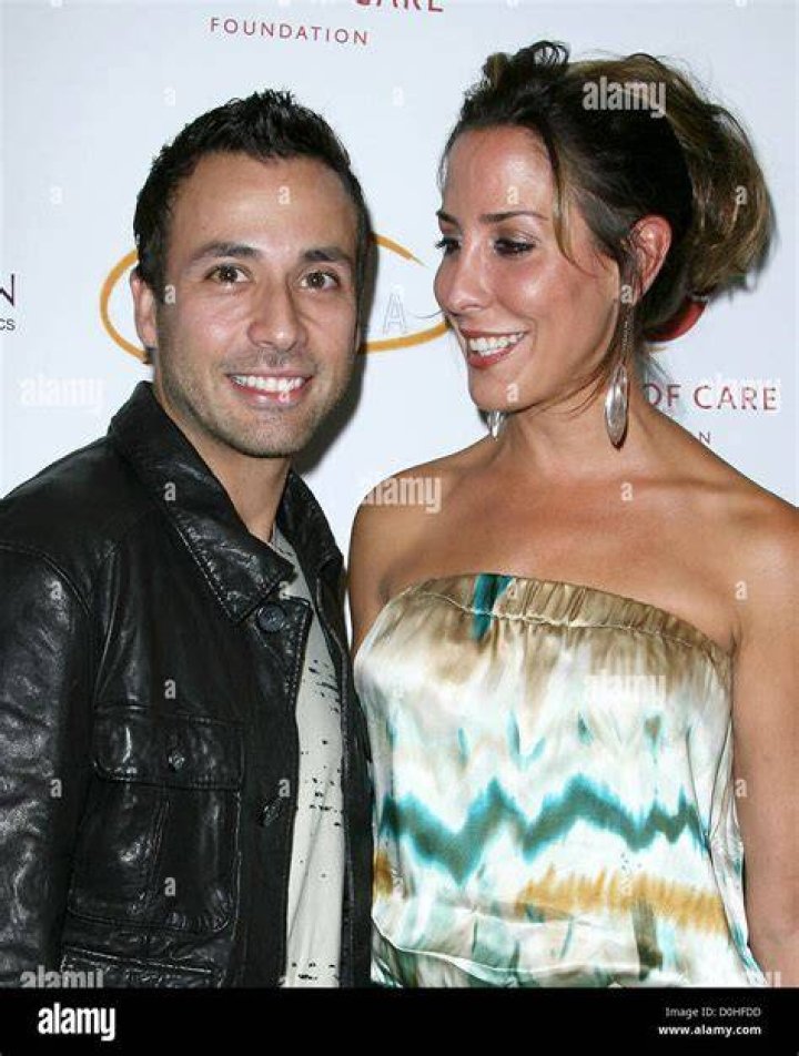 Howie Dorough 2023 Wife, net worth, tattoos, smoking & body facts Taddlr
