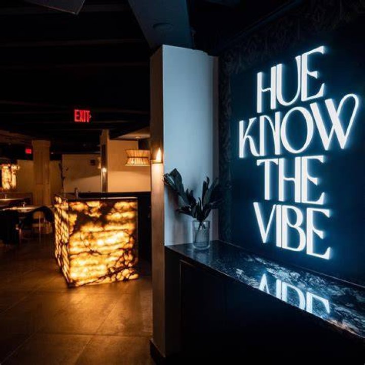 HUE Bar, Supper Club & Speakeasy Back Bay [03/20/23]