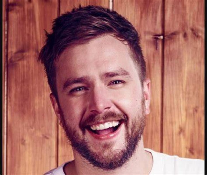 Iain Stirling Sister And Brother, His Siblings Wife