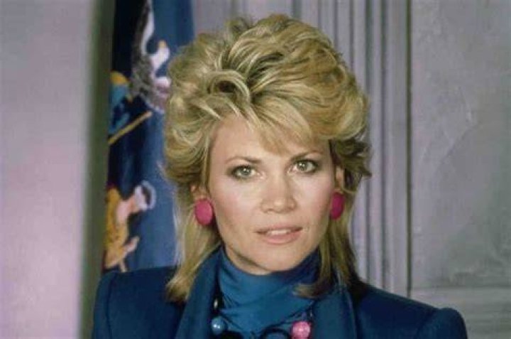Image of Markie Post height is 5 feet 6 inches
