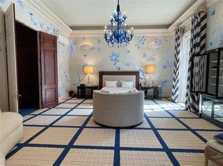 Inside Jeffrey Epstein's 77 Million NYC Townhouse History of Jeffrey