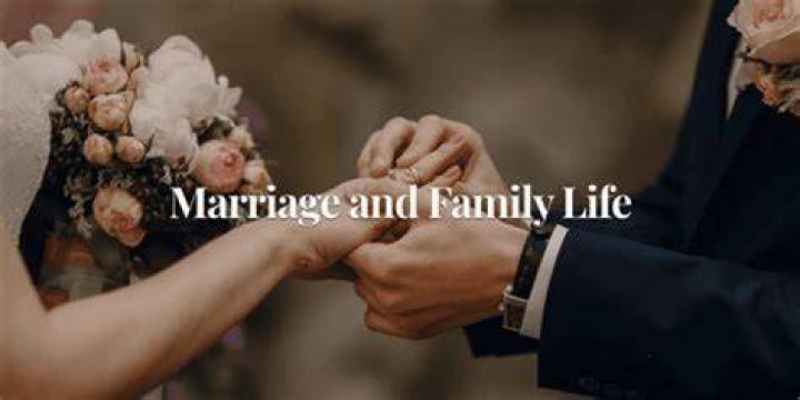 Inside Jess Sims Husband and Married Life, Family Life In A Nutshell |
