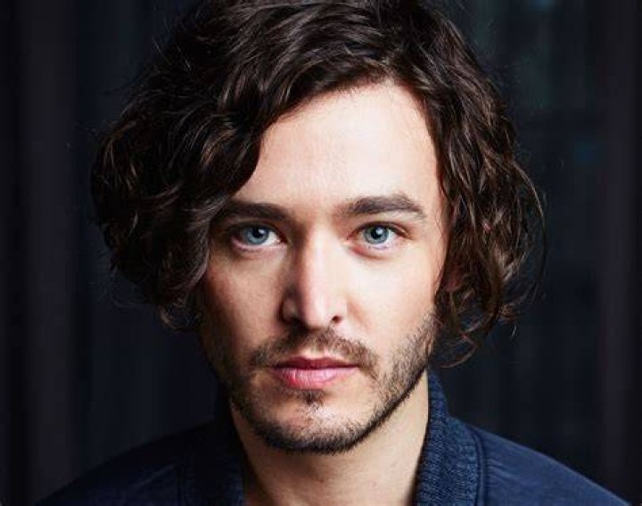 interview alex vlahos Sch&ouml;n! Magazine