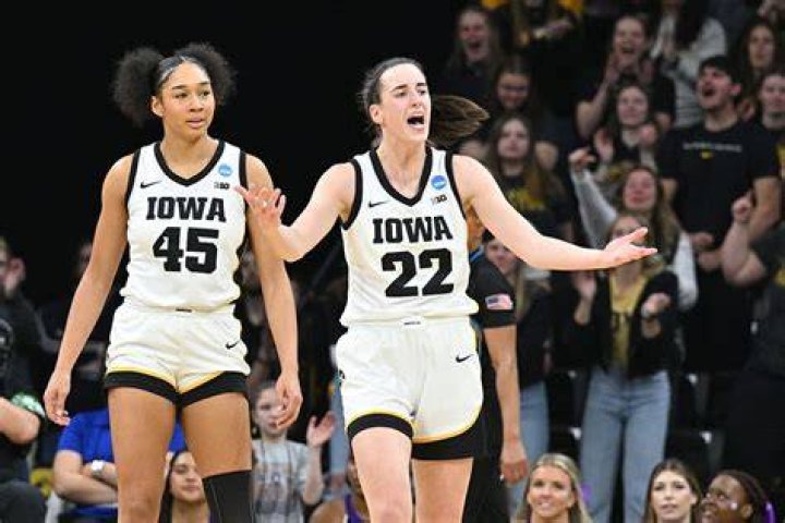 Iowa women&rsquo;s basketball freshman Hannah Stuelke stresses importance of