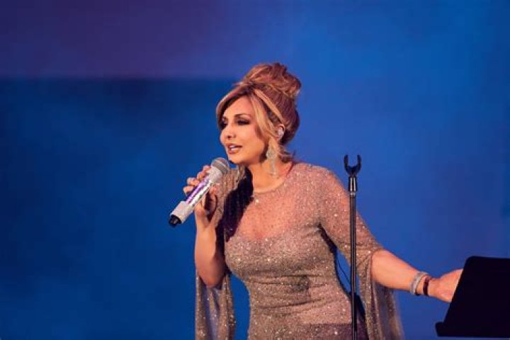 Iranian Singer Googoosh Performs To Remind Iranians About Their Culture
